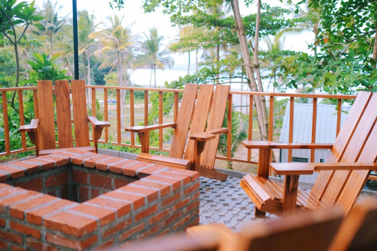 Bobocabin Madasari, Pangandaran Bulakbenda Bagian luar foto